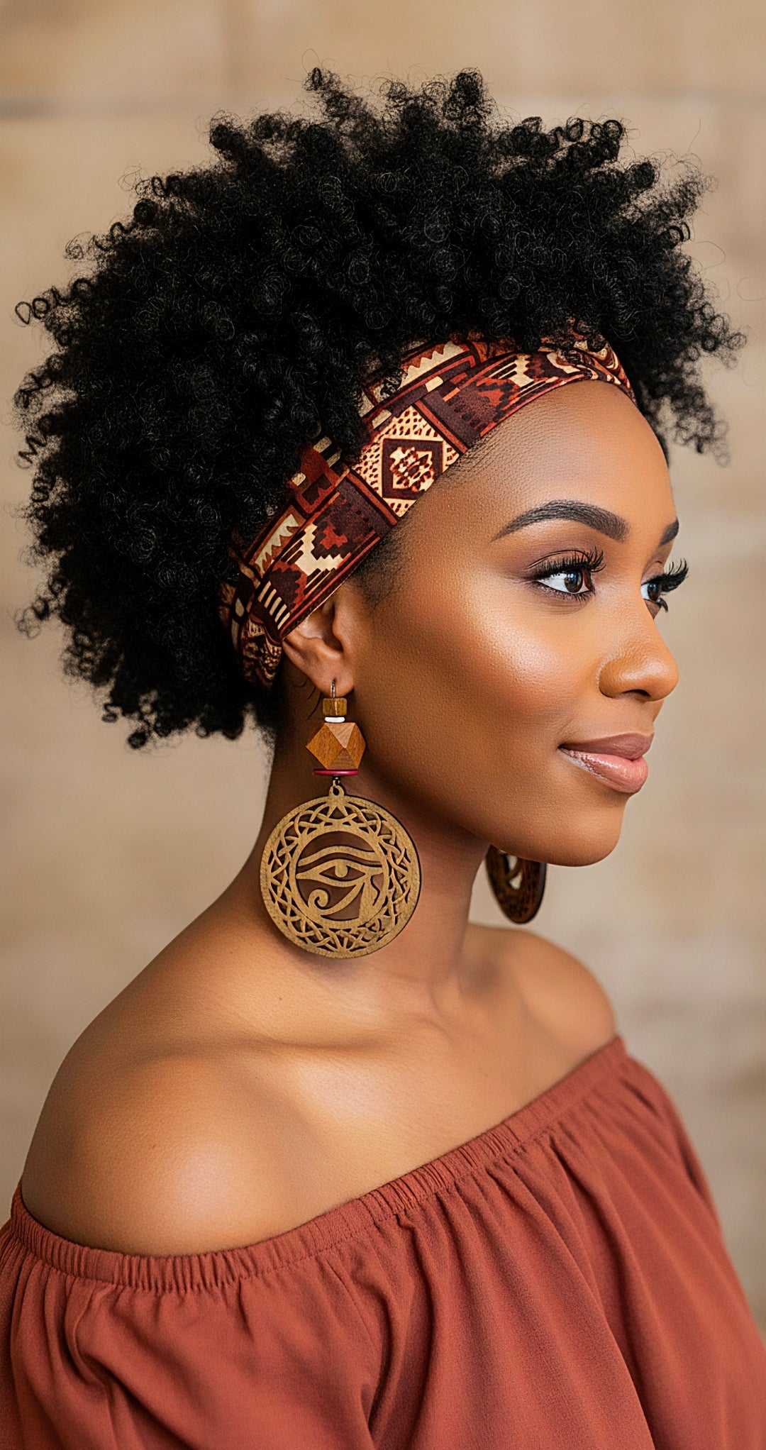 Round Golden Lasercut Geometic Accent Dangles