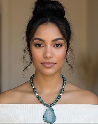 Turquoise Agate Pendant Necklace