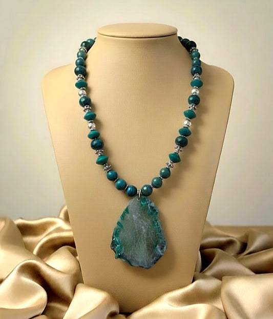 Turquoise Agate Pendant Necklace
